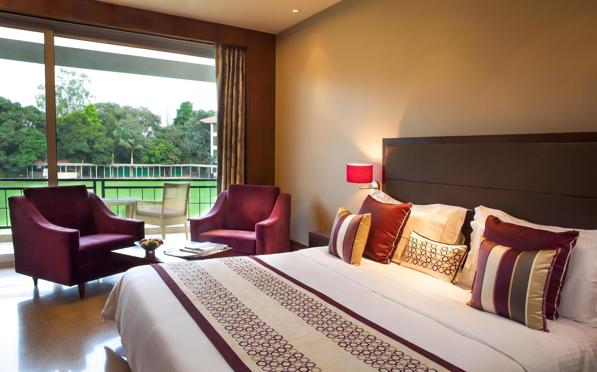 Hotel Mountview Чандигарх Экстерьер фото