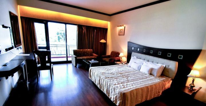 Hotel Mountview Чандигарх Экстерьер фото