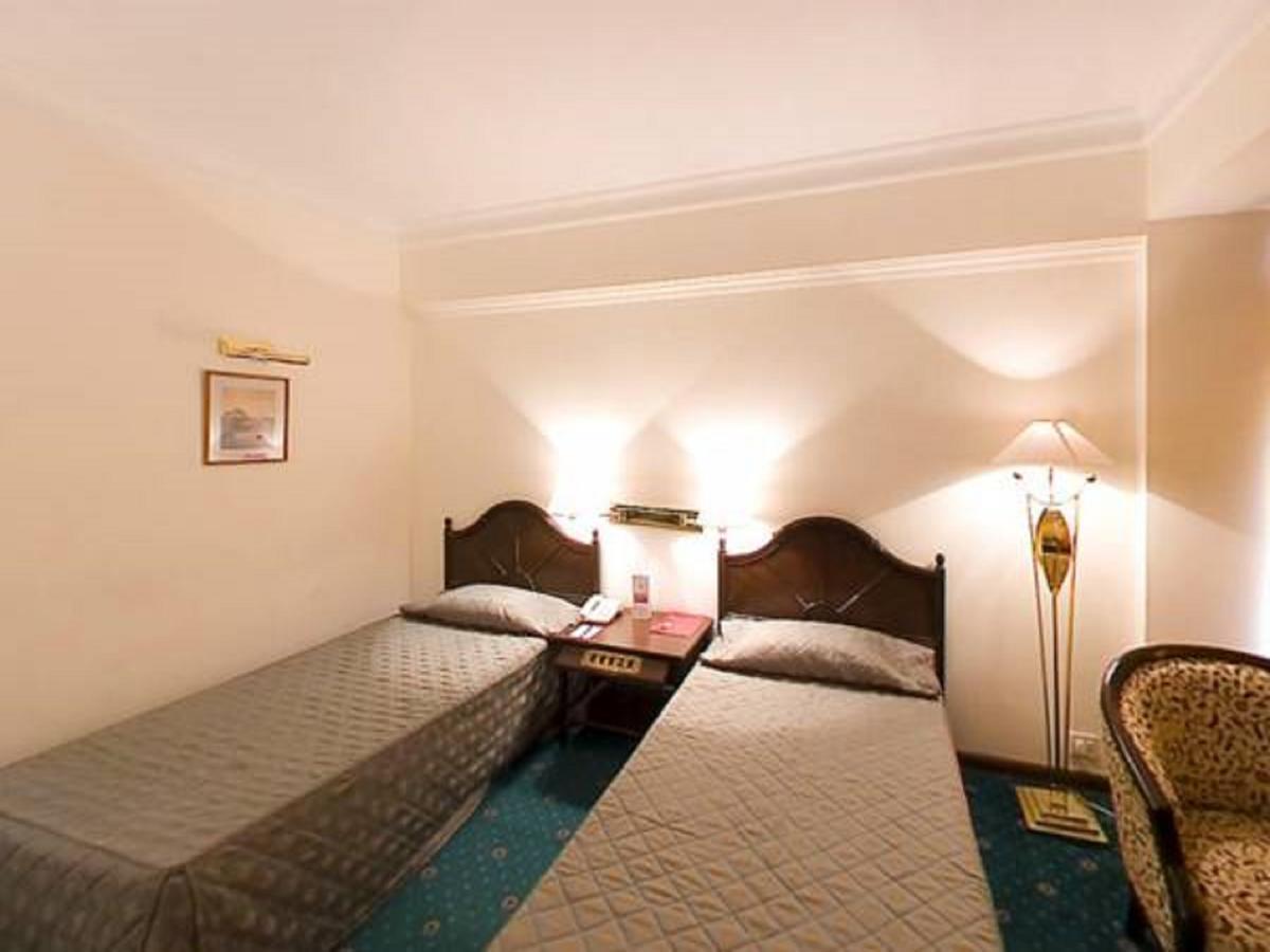 Hotel Mountview Чандигарх Экстерьер фото